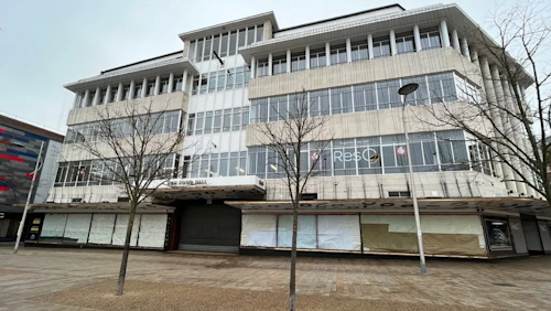 Plans lodged for bowling alley in landmark building