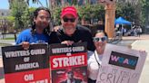 【好萊塢編劇傳技法3】 「罷工造成經濟損失卻必要」 他與基層編劇同陣線力爭權益 - 鏡週刊 Mirror Media