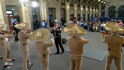 Así fue el concierto del Día de la Madres en La Mañanera; éstas son las canciones que interpretaron los mariachis | VIDEO