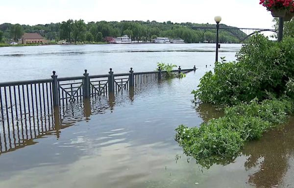 Mississippi River flooding starts, worst yet to come