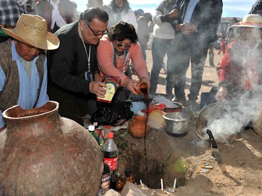 Día de la Pachamama: qué se dice cuando se toma la caña con ruda