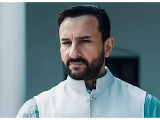 Saif Ali Khan shoots 'Jewel Thief' song in chiselled six-pack physique in Budapest: Report | Hindi Movie News - Times of India