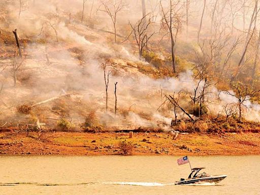 Incendios desplazan a unas 13 mil personas en California