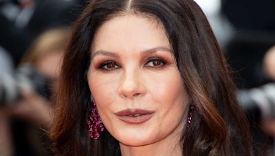 Catherine Zeta-Jones' Lookalike Daughter Wears Mom's Archival Pink Lace Gown