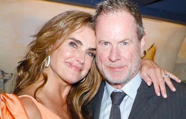 Brooke Shields Celebrates 23 Years of Marriage with Husband Chris Henchy: 'Still Giddy to Be Stuck with You'