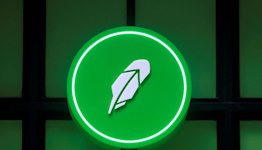 Court dismisses claims Robinhood wrongly restricted "meme stock" trades
