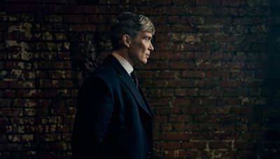 Tommy Shelby está de vuelta: Netflix comparte la primera imagen del rodaje de la película de ‘Peaky Blinders’