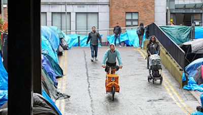 愛爾蘭尋求庇護者空前激增 安置成難題