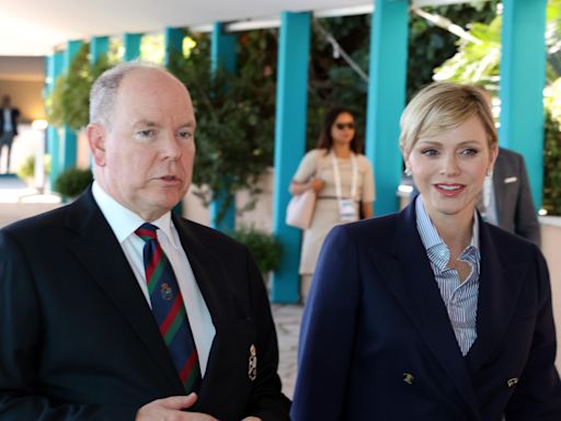 Albert et Charlène de Monaco réunis pour l'inauguration du collège Charles-III