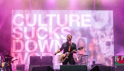 Manic Street Preachers and Suede review: The indie icons' stellar Cardiff show