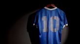 La camiseta que usó Diego Maradona ante Inglaterra en México 1986 comienza a ser exhibida en Qatar 2022