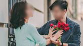 Man Trashed by Internet for Buying Wife Flowers and Brunch for Mother's Day