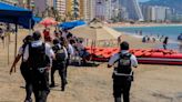 Police official shot to death in Acapulco, latest incident of deadly violence in Mexico's resort
