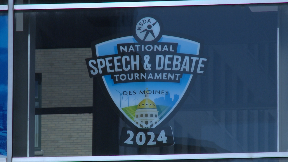 National Speech & Debate Tournament brings thousands to Des Moines