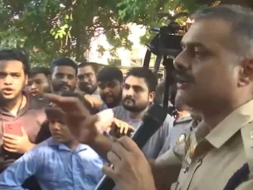'I was part of you ... ': IPS officer's emotional appeal to protesting students after 3 UPSC aspirants die in Delhi's Old Rajender Nagar | Delhi News - Times of India