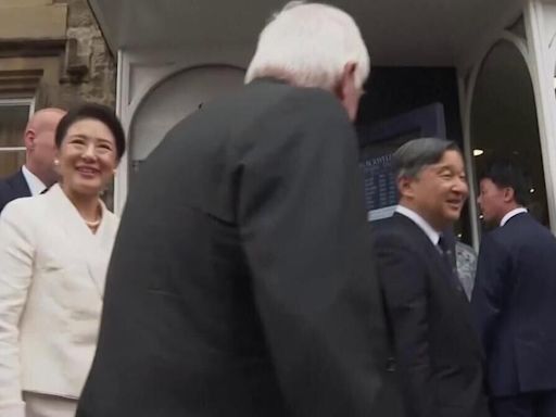 Emperor and Empress of Japan arrive in Oxford