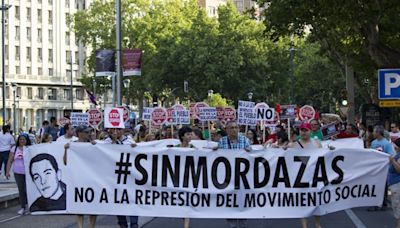 Yolanda Díaz anuncia un pacto entre Sumar y el PSOE para derogar la 'ley mordaza'