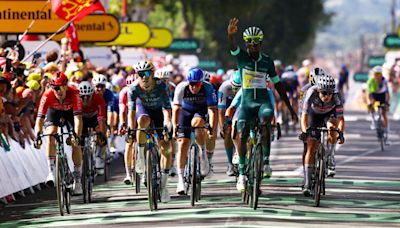 El eritreo Biniam Girmay gana la etapa 12 y suma su tercera victoria en el Tour de Francia