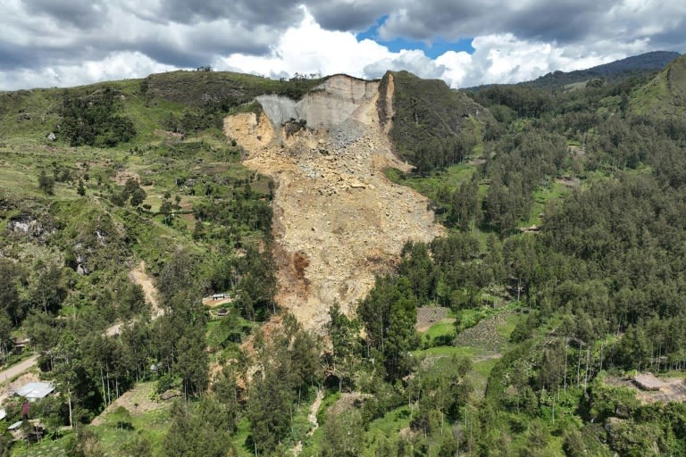 Doubts raised over Papua New Guinea landslide toll