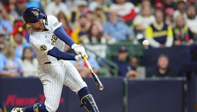 Brewers 5, Cardinals 3: Rhys Hoskins turns the game around with huge three-run home run