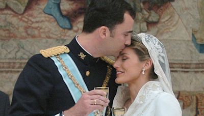 Así fue la boda real de Felipe de Borbón y Letizia Ortiz, hace 20 años