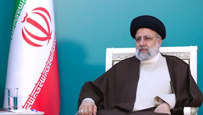 Crash en Iran : qui était Ebrahim Raïssi, président ultra-conservateur et autoritaire ?