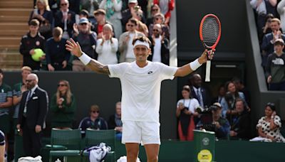 Segundo dia de Wimbledon revela novos nomes