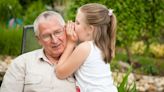 "Si se logra armonizar la actividad del abuelo y la del nieto, se logra un marco mágico": el doctor Fernando Serrano, en su sección Ejercicio Físico y Salud