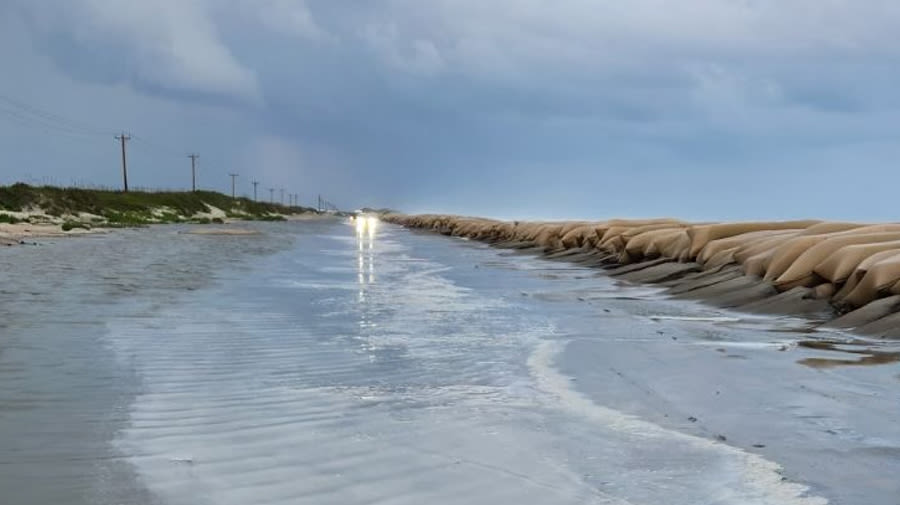 Storm bands lashing NC coast as high winds, heavy rain, flooding and dangerous surf expected