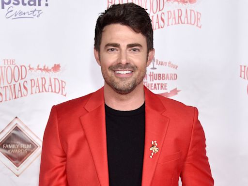 Hallmark Announces 40 New Christmas Movies and 'Finding Mr. Christmas' Competition to Name the Next Holiday Hunk, Hosted by Jonathan Bennett