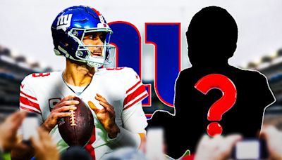 Daniel Jones weapon turns heads with striking offseason appearance at Giants practice