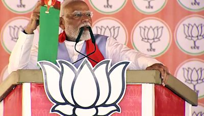 SP, Congress will run bulldozer over Ram Temple if voted to power, says PM Modi in U.P.’s Barabanki