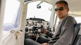 The Strange Reason Behind Why Pilots Are Almost Always Clean-Shaven