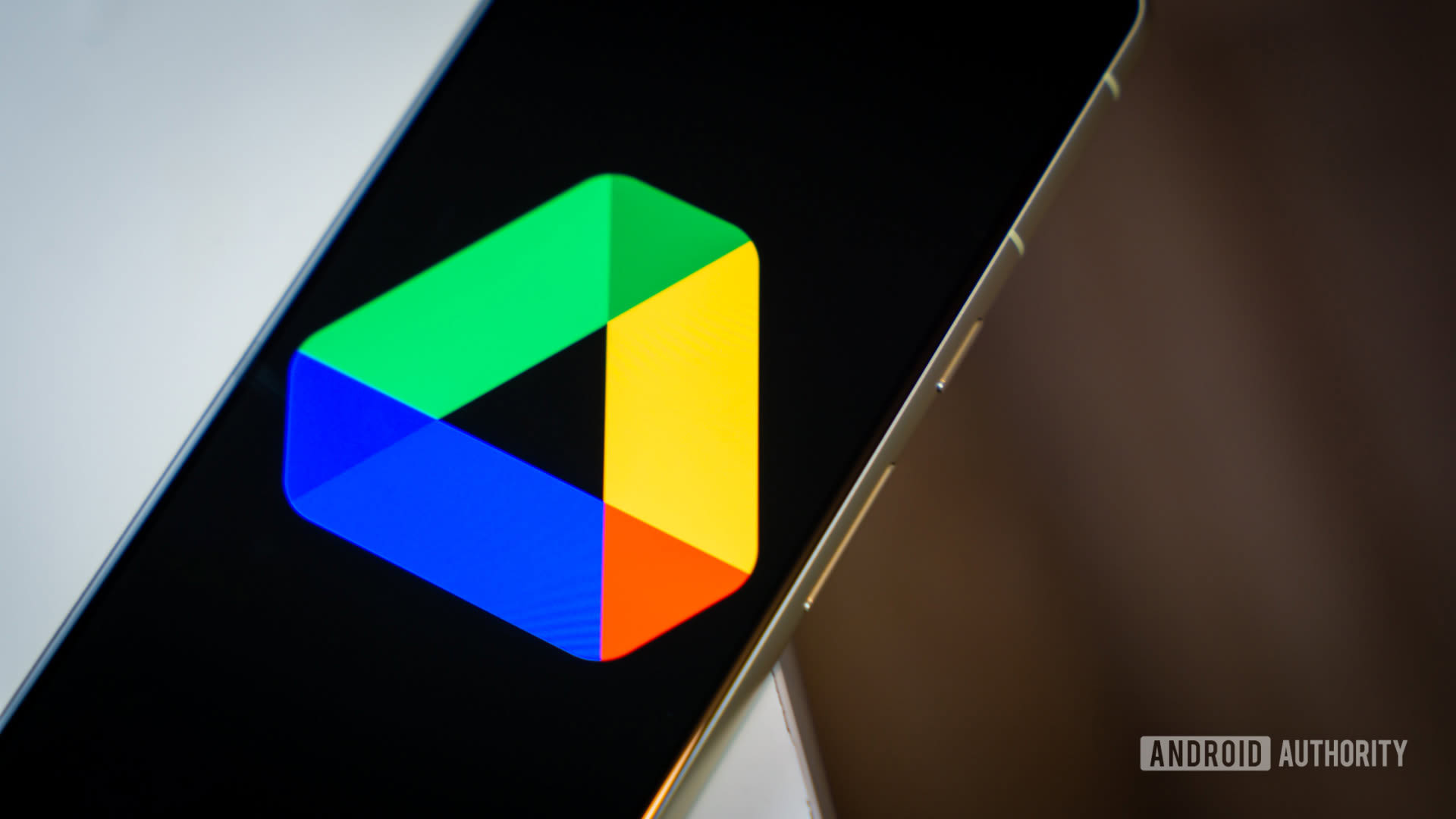 Google Drive could soon take on Microsoft Lens better for document scanning (Update: Screenshots)