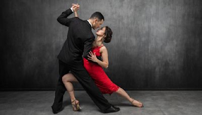 ¿Buscas clases de tango en la CDMX? Aquí puedes aprender