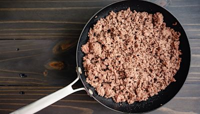 The Mess-Free Hack You Need To Strain Greasy Ground Beef