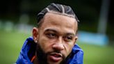 A lo Allen Iverson en la NBA: el accesorio que utiliza Memphis Depay que causa furor en la Eurocopa