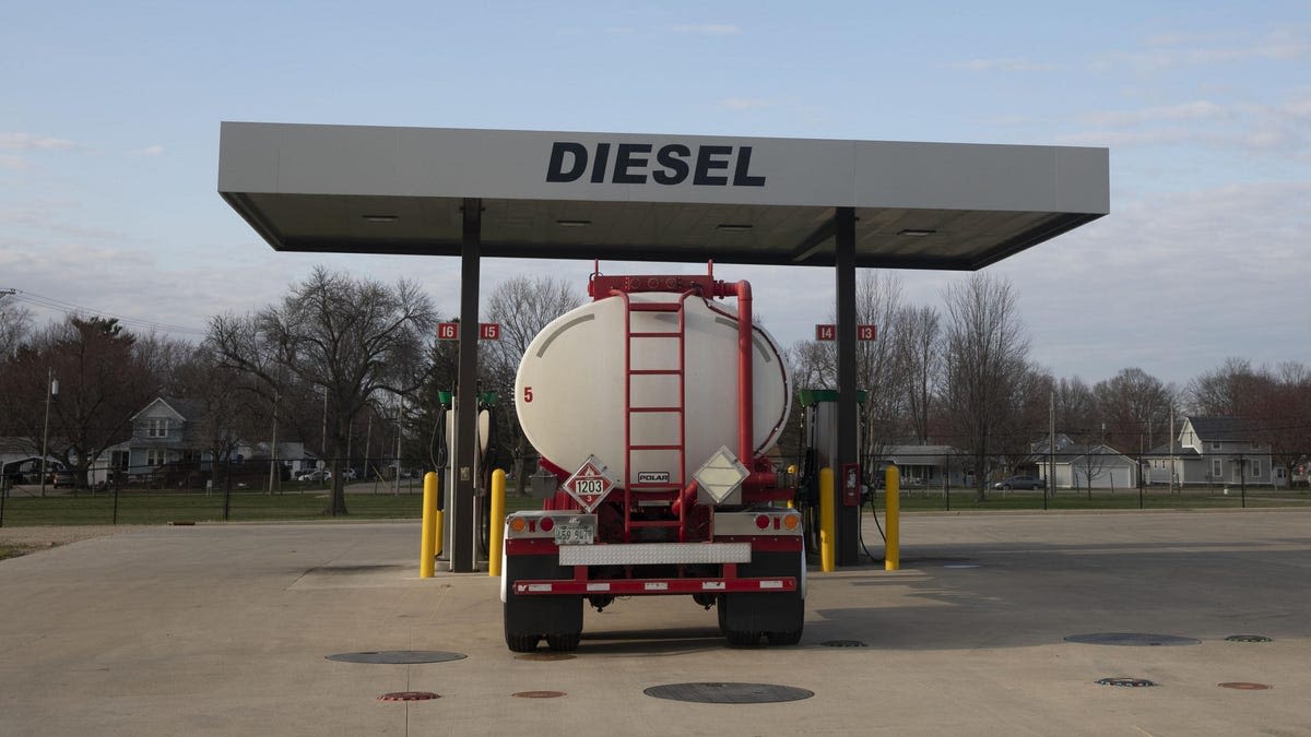 Diesel gas prices hit their lowest level since before the Russia-Ukraine war