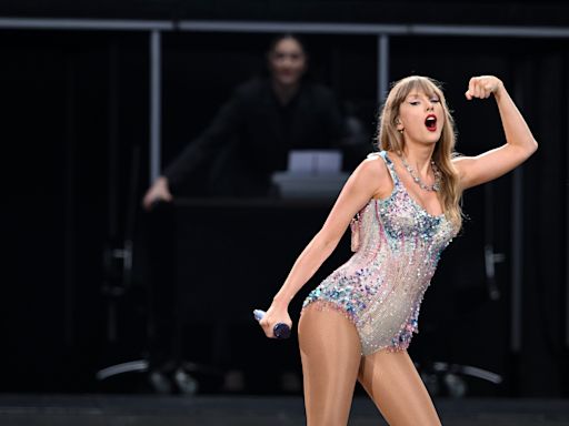 'The Eras Tour' comes to Miami in one month. Here are stadium bag rules, how to buy tickets