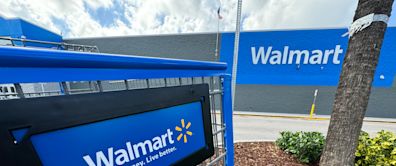Walmart shares pop after earnings beat, surpasses $500 billion in market cap