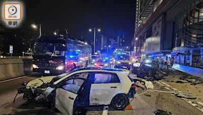 龍翔道兩車失控撞巴士站 5人傷包括候車乘客