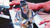 Carlos Santana cumple 77 años