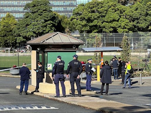 Police arrest 14-year-old boy after man stabbed at University of Sydney