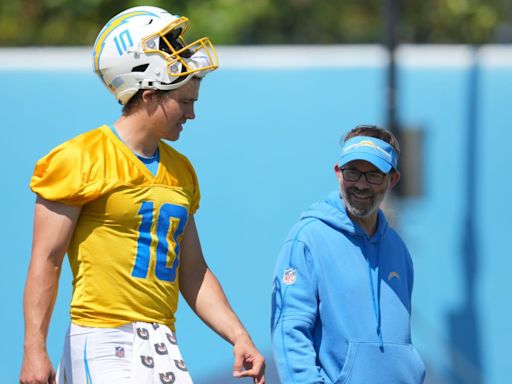 Chargers Notes: Rookie Praises, Greg Roman Familiarity, Difference in Harbaugh Brothers