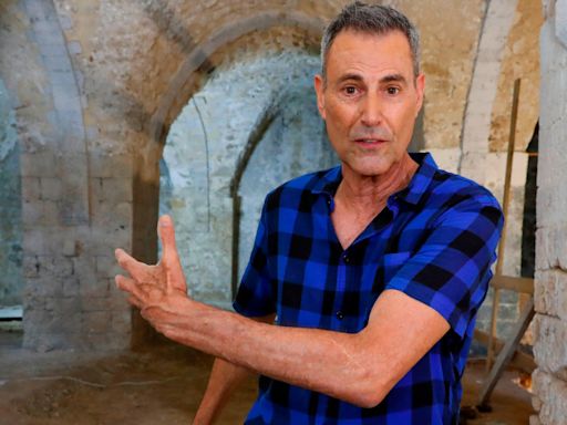 Uri Geller 'elated' to splurge 40k on John Lennon's glasses