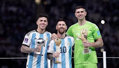 Enzo Fernández elogia a Messi: ‘Un privilegio jugar con el mejor de la historia’