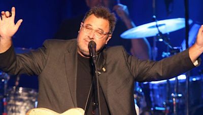 Happy birthday, Vince Gill: See photos from his career through the years