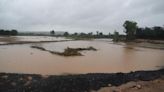 24 habitations hit due to rains in Eluru district, victims shifted to relief camps