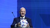 Infantino, tras el fallecimiento de Menotti: "Su filosofía de juego será su legado"