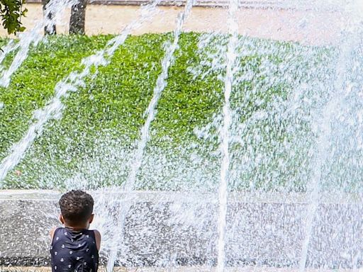 La segunda ola de calor del verano pone hoy en aviso amarillo o naranja a más de la mitad del país